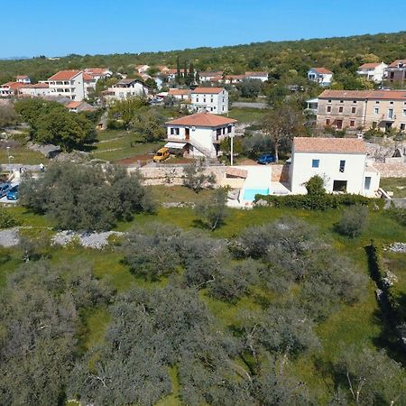 Sveti Vid-Miholjice Apartments With A Parking Space Kremenici, Krk - 21724 מראה חיצוני תמונה