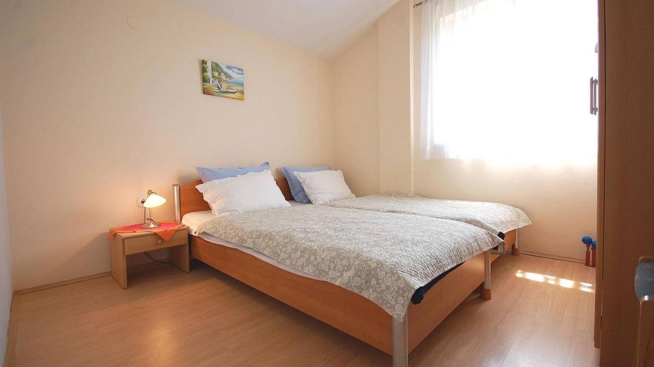 Sveti Vid-Miholjice Apartments With A Parking Space Kremenici, Krk - 21724 מראה חיצוני תמונה