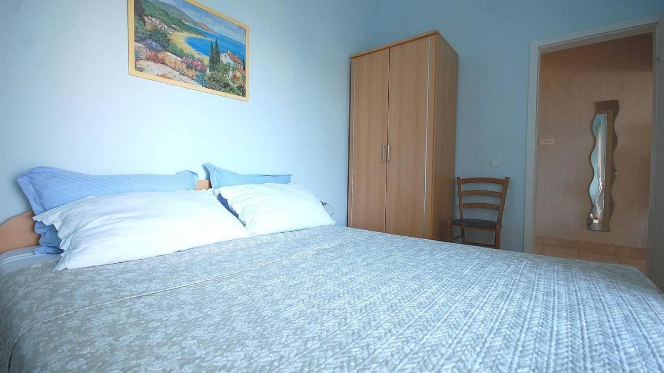 Sveti Vid-Miholjice Apartments With A Parking Space Kremenici, Krk - 21724 חדר תמונה